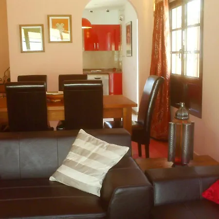 Villa With 3 Bedrooms In With Private Pool Furnished Terrace And Wifi 1 Km From The Beach