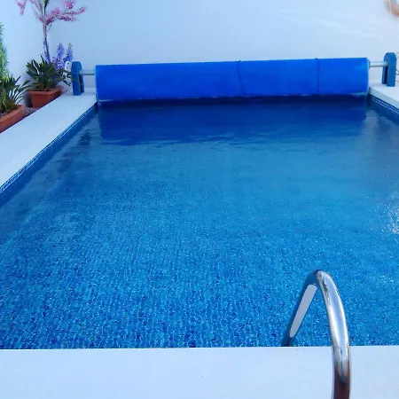 With 3 Bedrooms In With Private Pool Furnished Terrace And Wifi 1 Km From The Beach